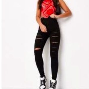 Ripped skinny jeans